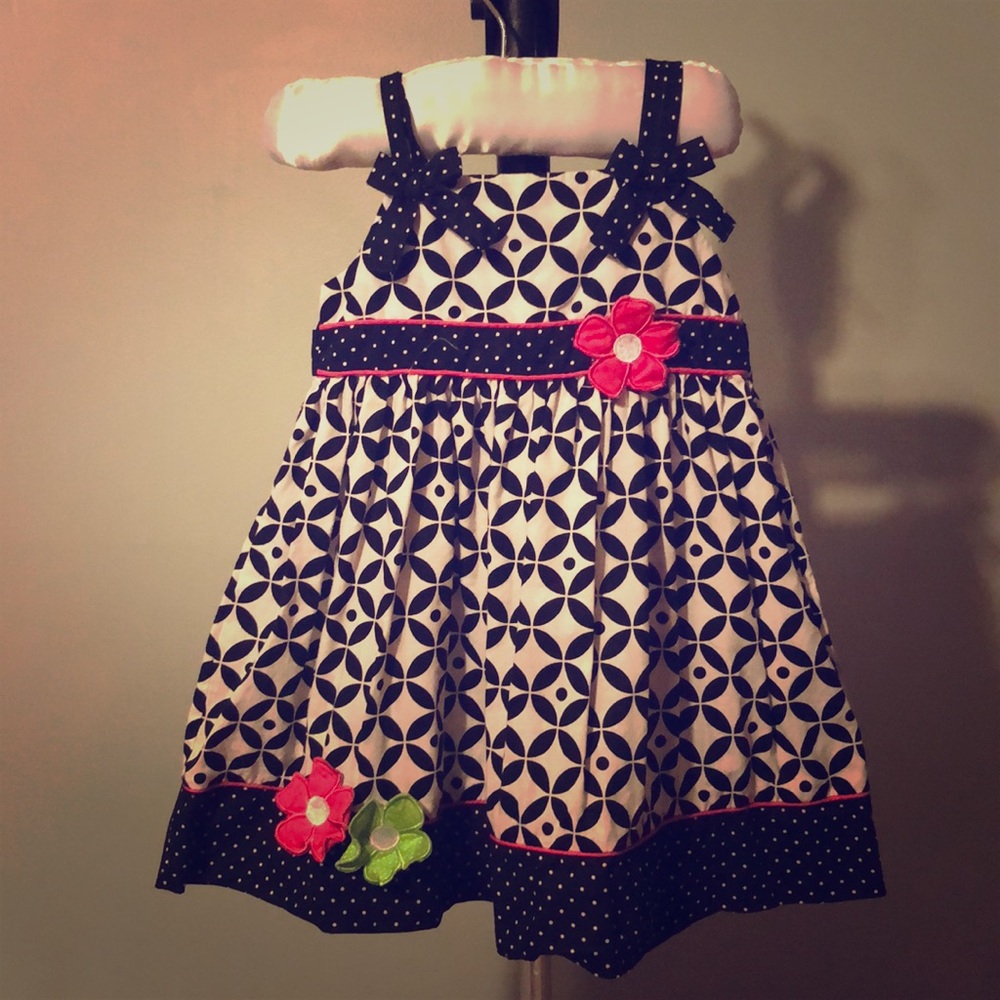 Little girl’s dress